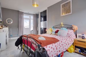 Bedroom - click for photo gallery